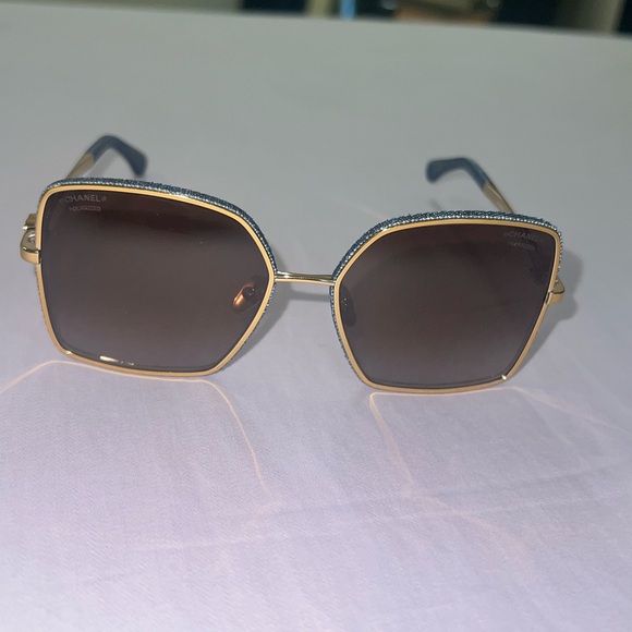 Chanel Square Sunglasses - Picture 4 of 13